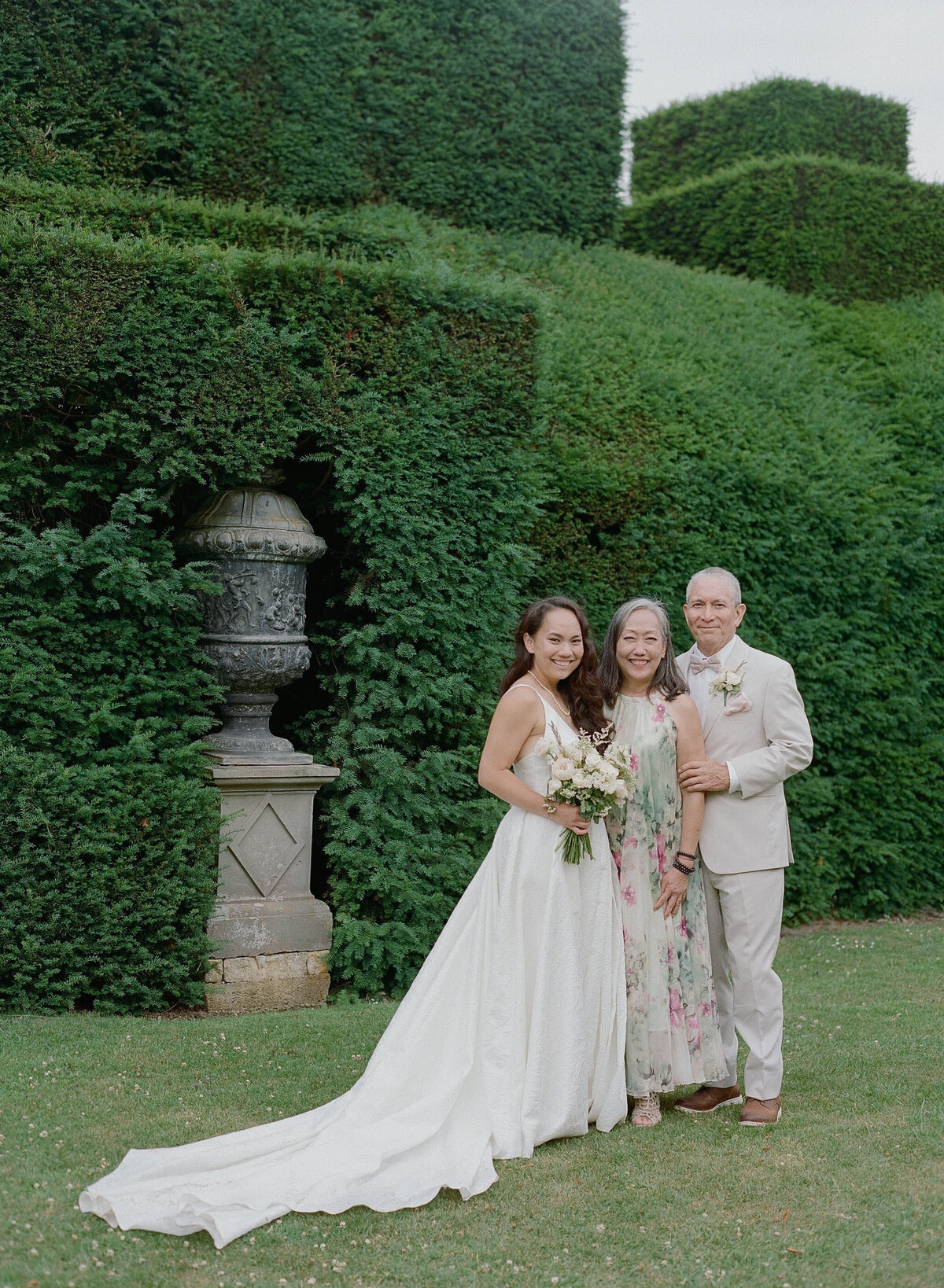 cotswolds-film-wedding-photographer-destination117