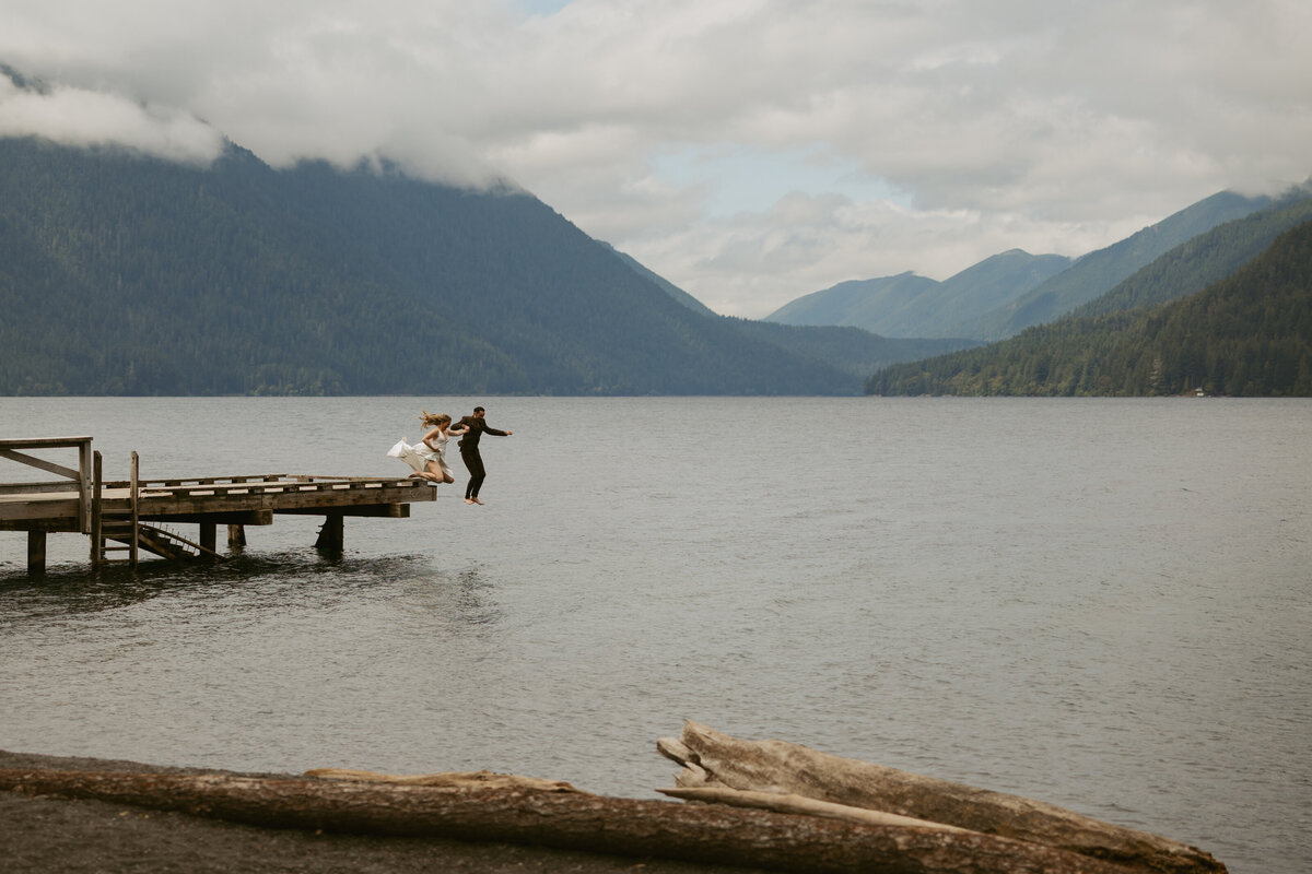Elopement-PNW-Olympic-National-Park-Washington-Elopement-Photographer-Tessa-Marie-Collective