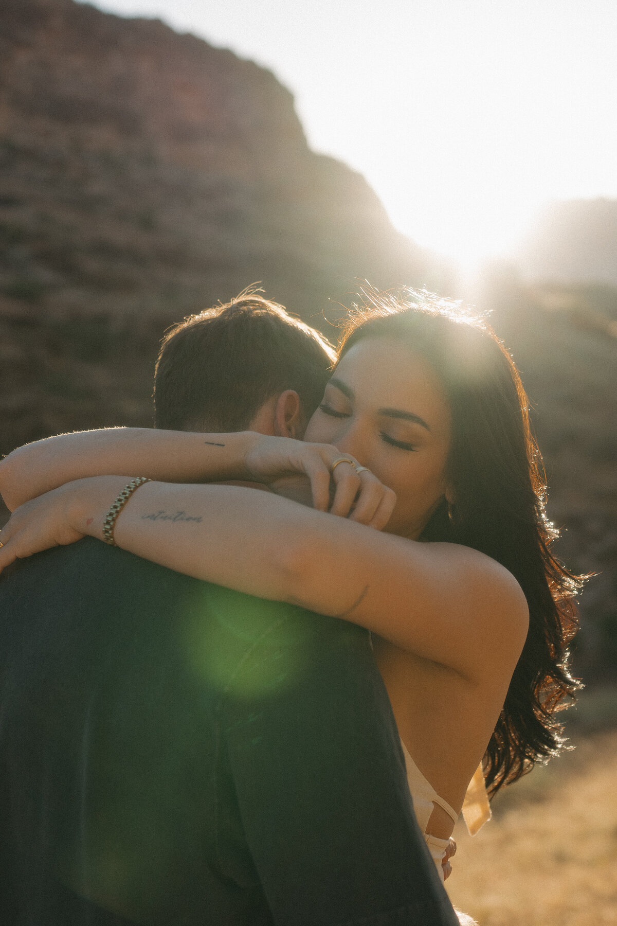 Engagement-session-on-the-beach-Las-Vegas