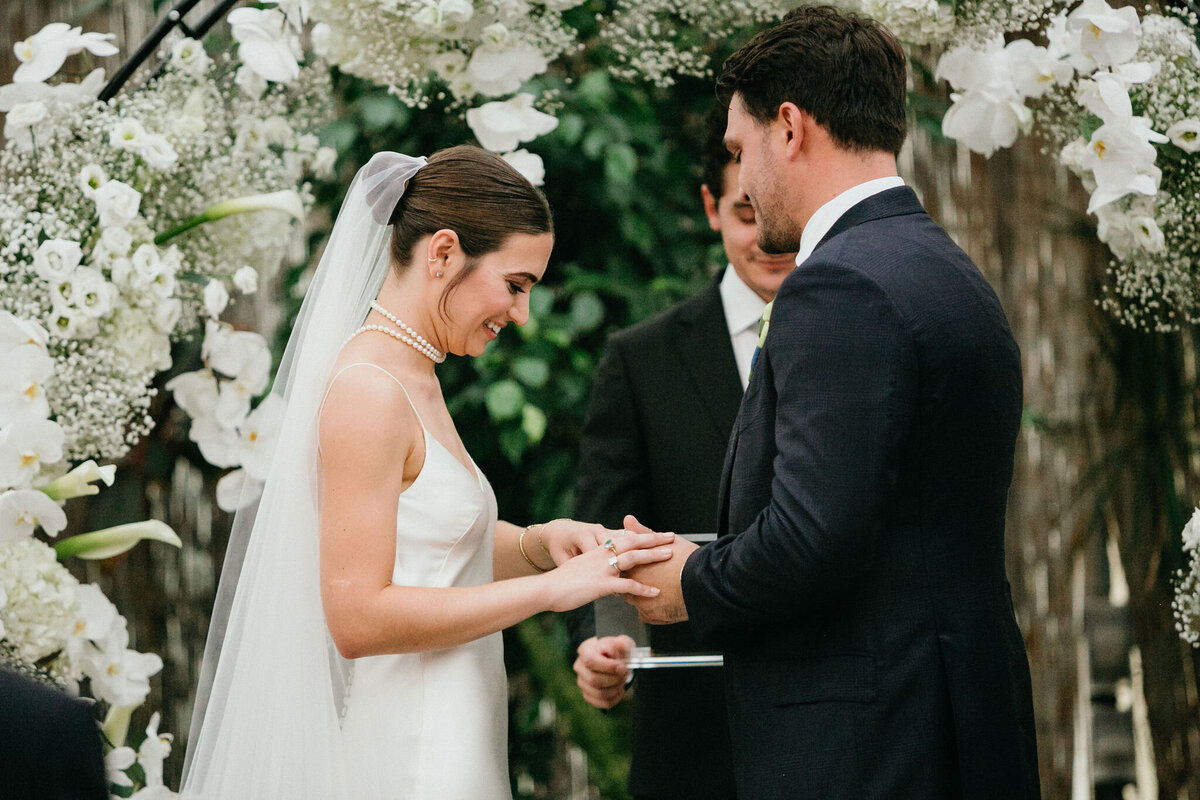 jaclyn-fisher-events-planning-chic-modern-greenhouse-wedding-in-philadelphia-130