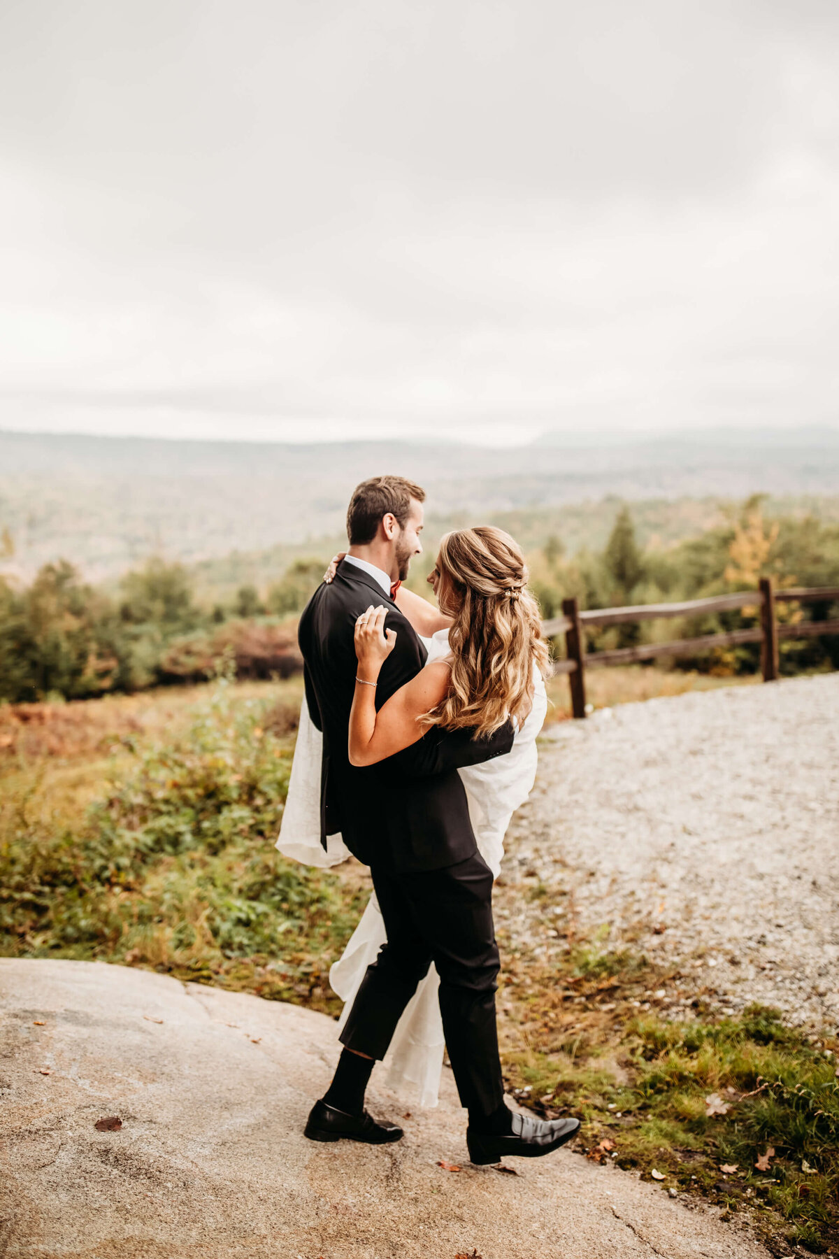 New_Hampshire_Wedding_Photographer_Granite_Ridge_Estate-36