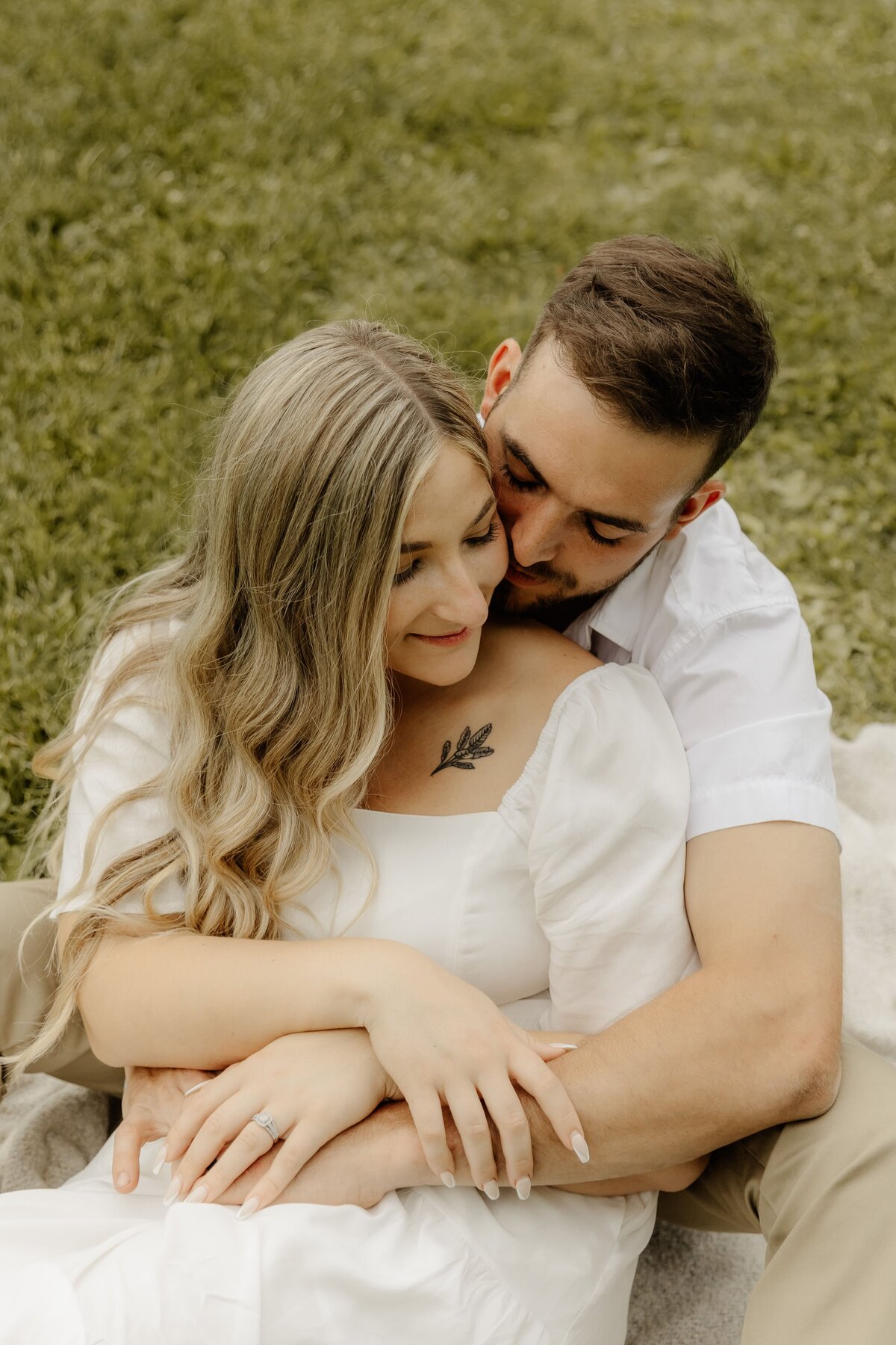 lighthearted-engagement-session-20
