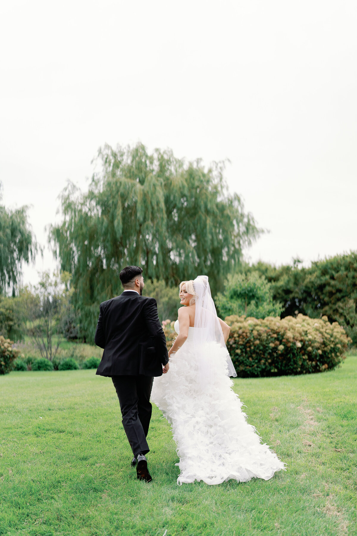 Bride + Groom Portaits-23