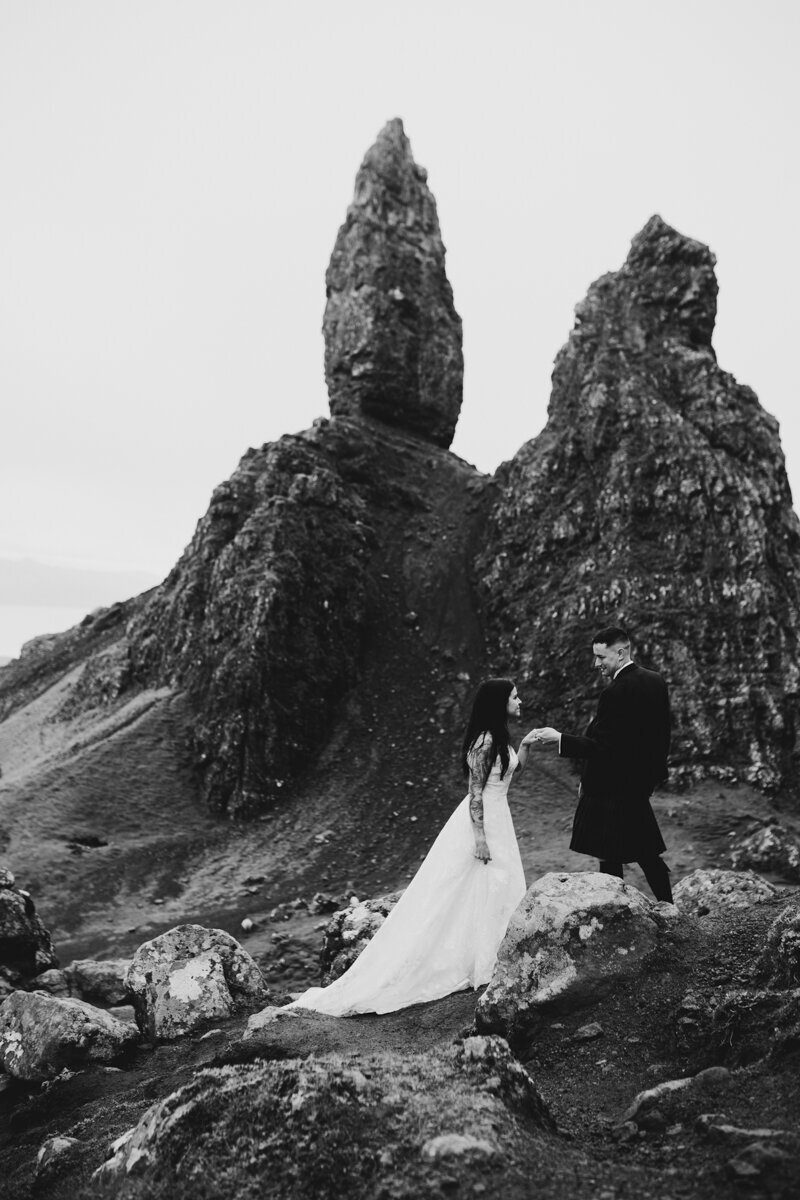 Liminal-Wonderland-Scottish-Skye-Wedding-Photographer025