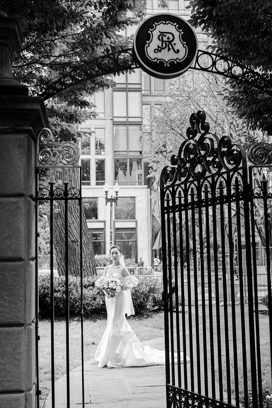 JayneElvert_StRegis_AstorTerracec_ConstitutionGardens_Wedding_Washington_DC_VA_MD_Wedding_Photographer_AngelikaJohnsPhotography-1494-2_websize