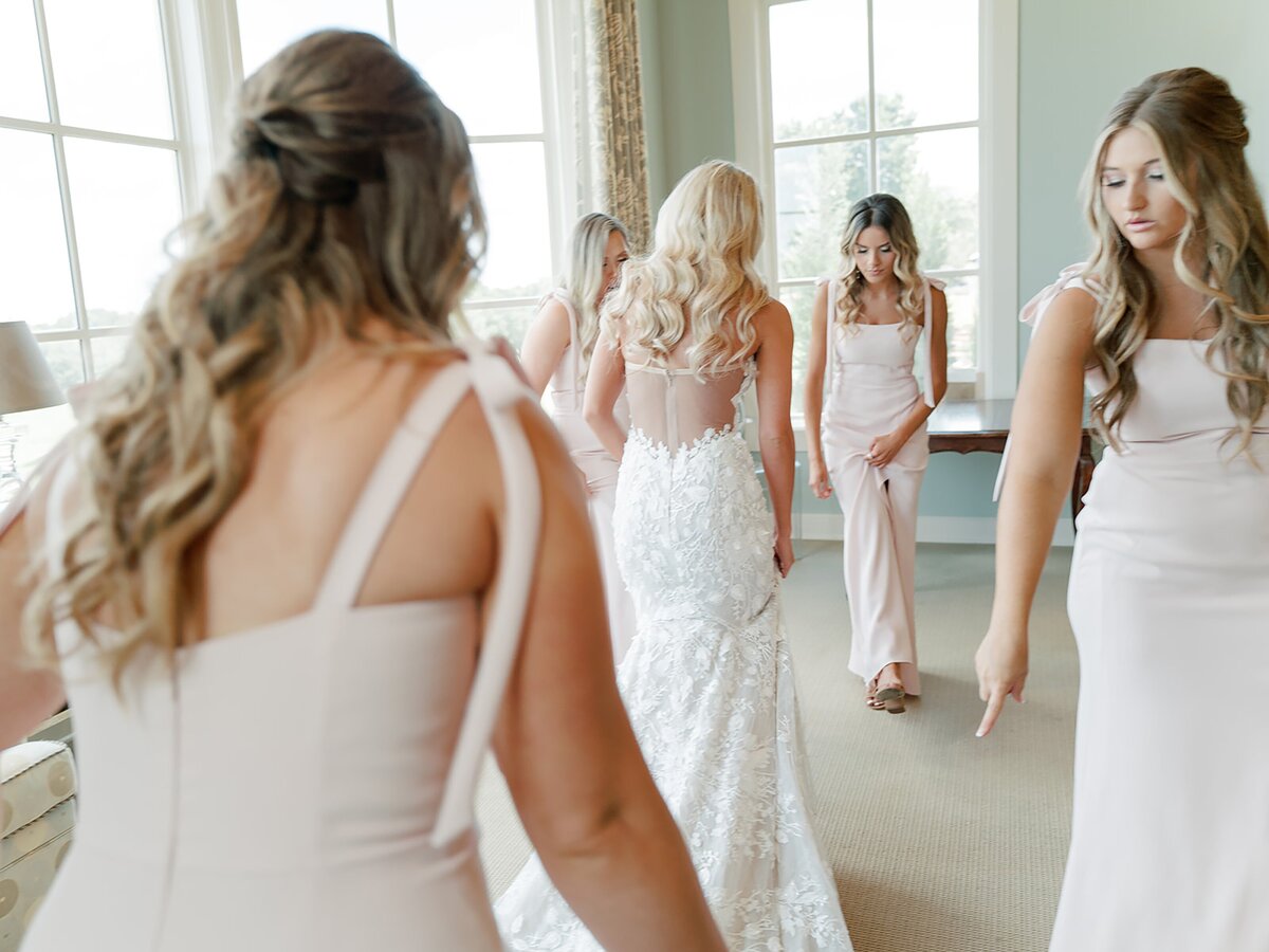 07-09-2022 Matthew and Lauren Wedding at Southern Hills Country Club Tulsa Wedding Photographer Laura Eddy Photography-230_web