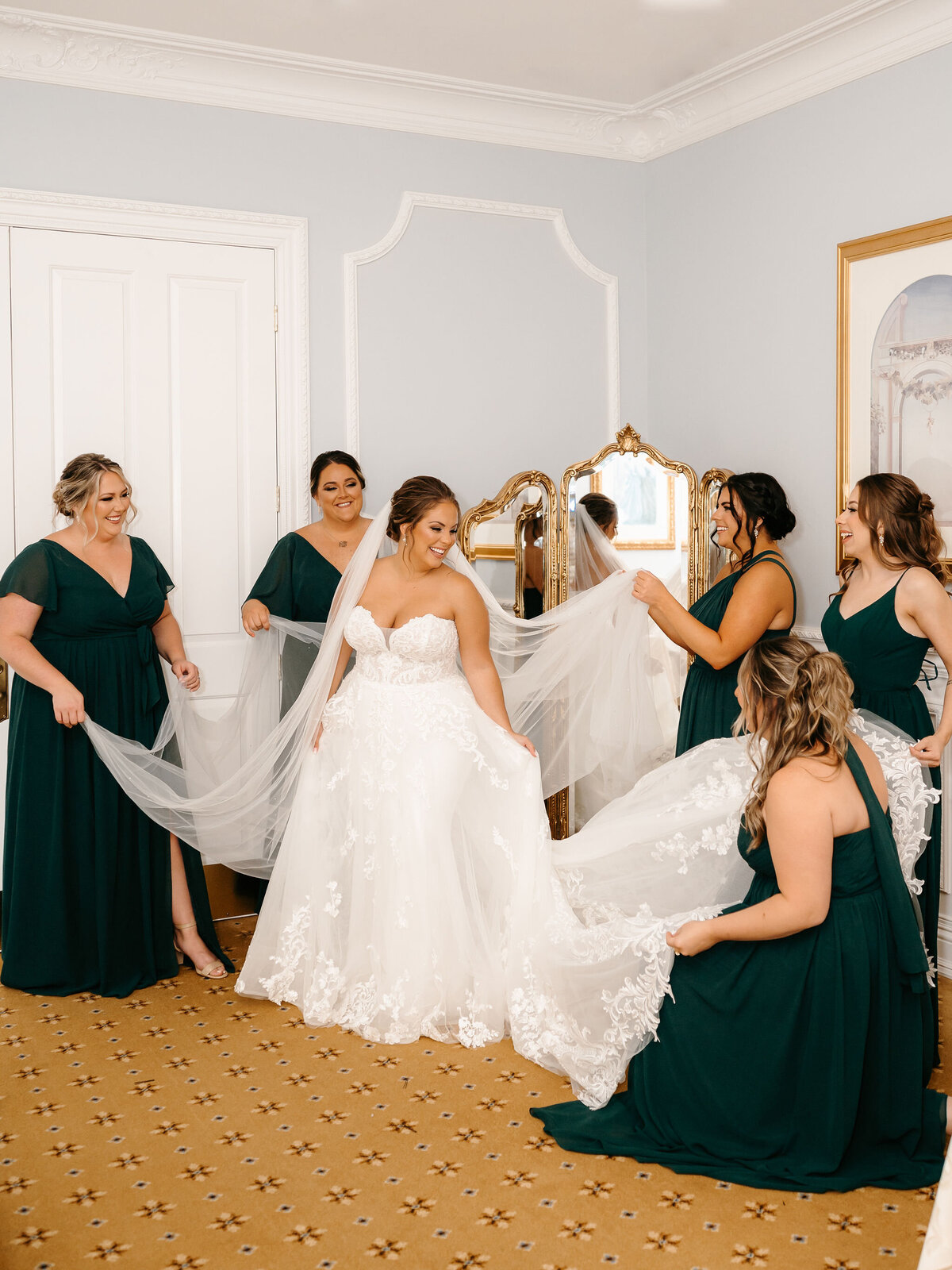 Bridal Party by Lisa Blanche Photography