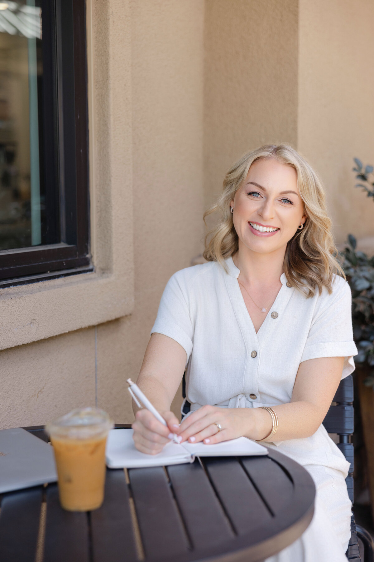 sacramentotherapistheadshot19