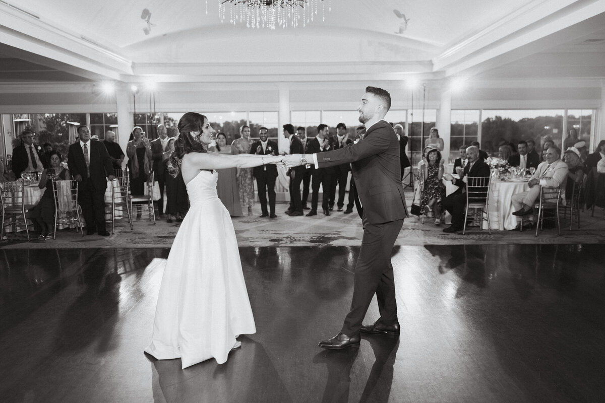250802-Lauren&Nicholas-BrooklakeCountryClub-Wedding-FlorhamPark-NJ-Previews-Web-153
