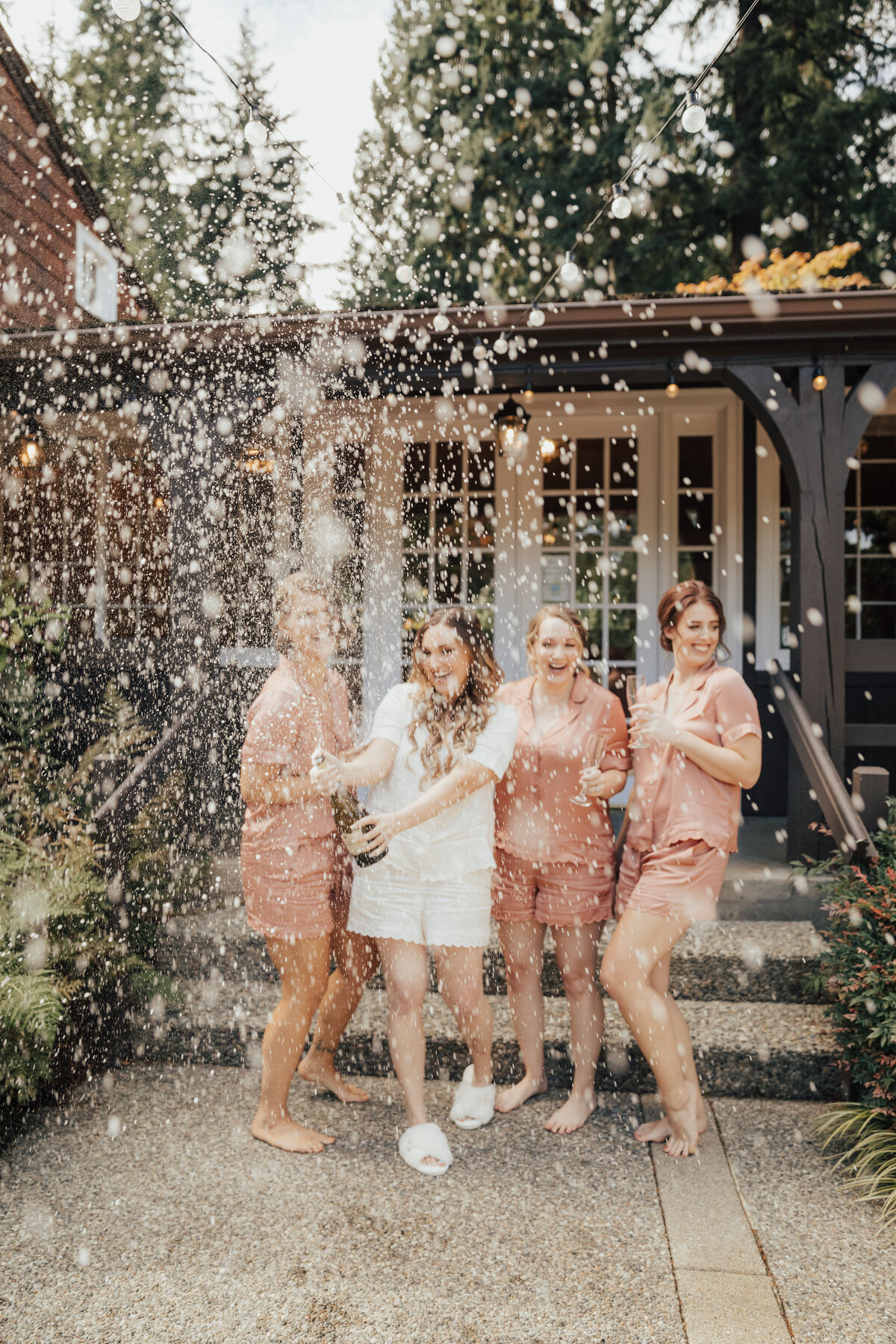 robinswood-house-bellevue-wedding-photographer-elopement-rachel-syrisko-photography-161