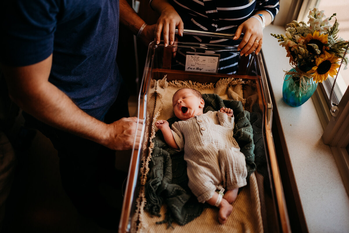 baby photoshoot in hospital Geisinger medical center