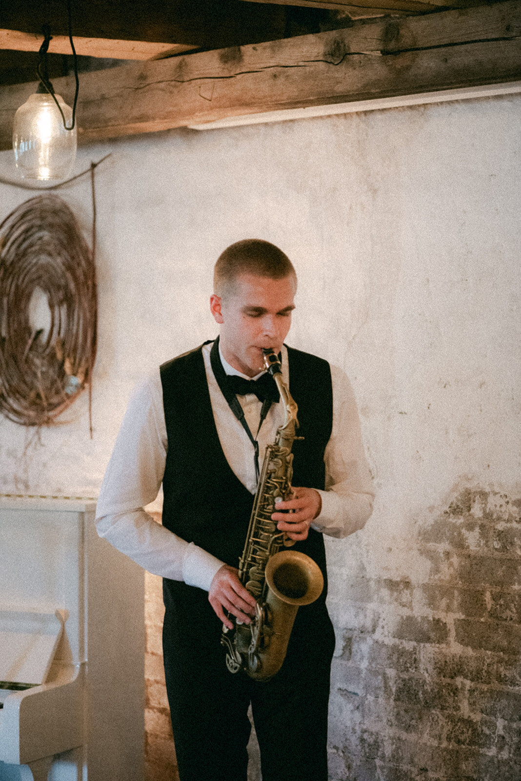 Wedding photo of an Intimate  wedding reception  in Porvoo by photographer Hannika Gabrielsson