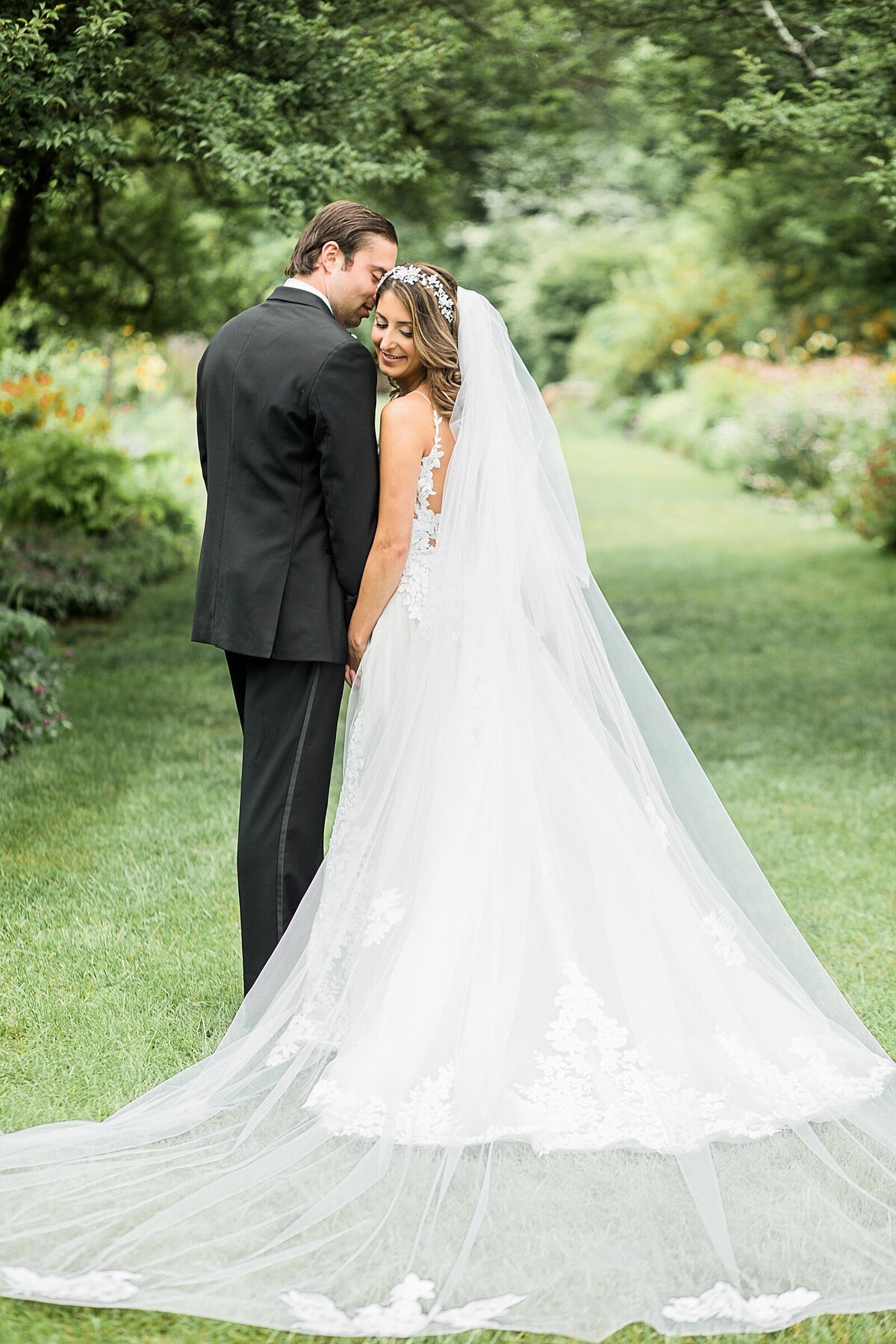 New Jersey Wedding + The Castle at Skylands Manor +  Jewish Wedding + Summer +  Jewish Couples + Jewish Bride + Yael Pachino Photography LLC + Val and Matt_1090