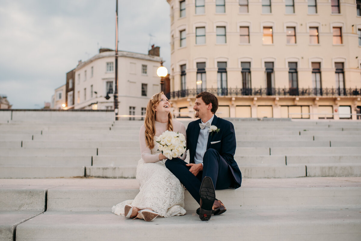Tate-Modern-London-turner-contemporary-musem-artistic-documentary-wedding-photography-editorial-beach-87