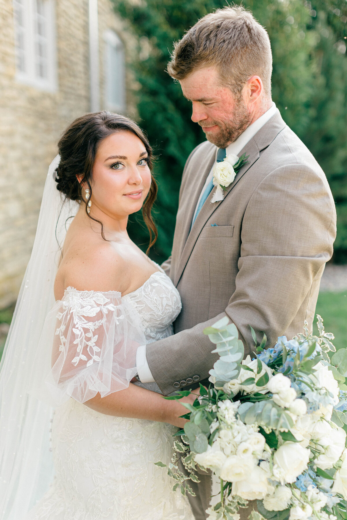 mayowood-stone-barn-wedding-29