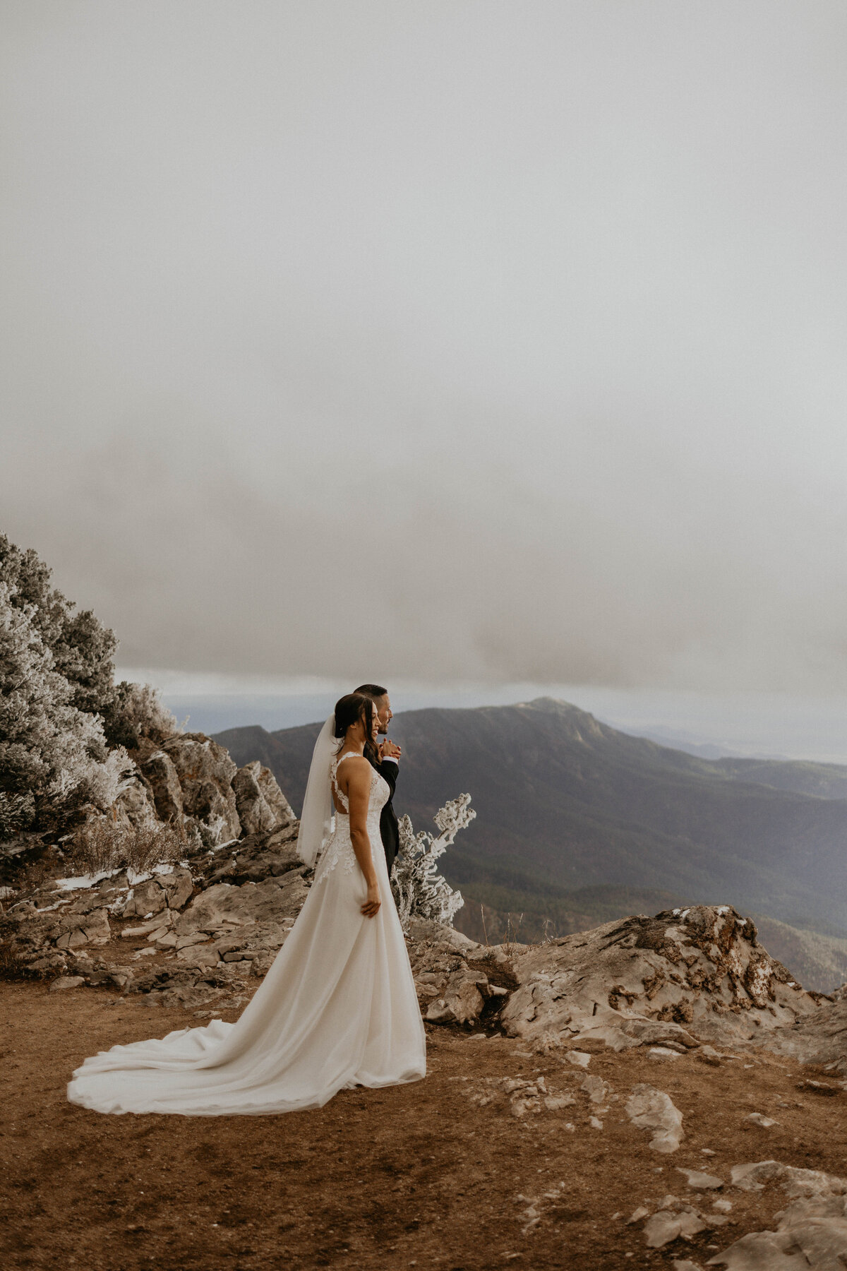 sandia-peak-tram-elopement-new-mexico-18
