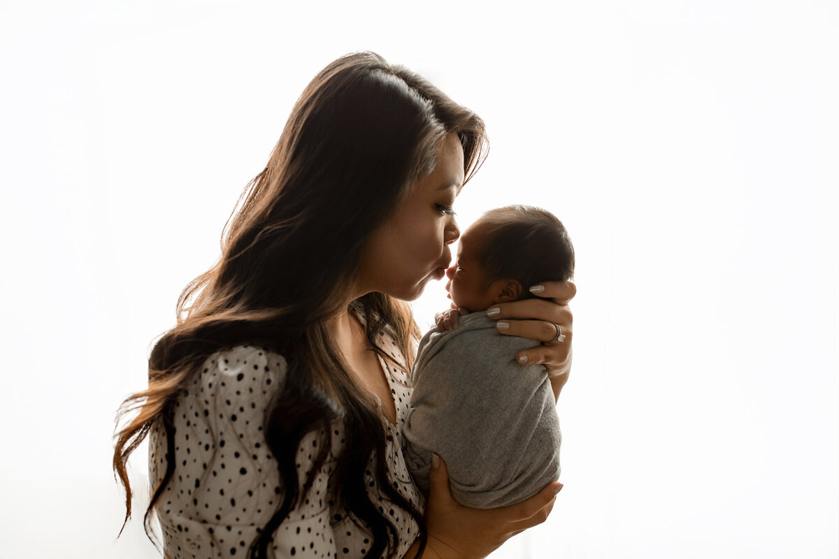 Farmington AR motherhood photography, newborn photoshoot Pleasant Grove AR