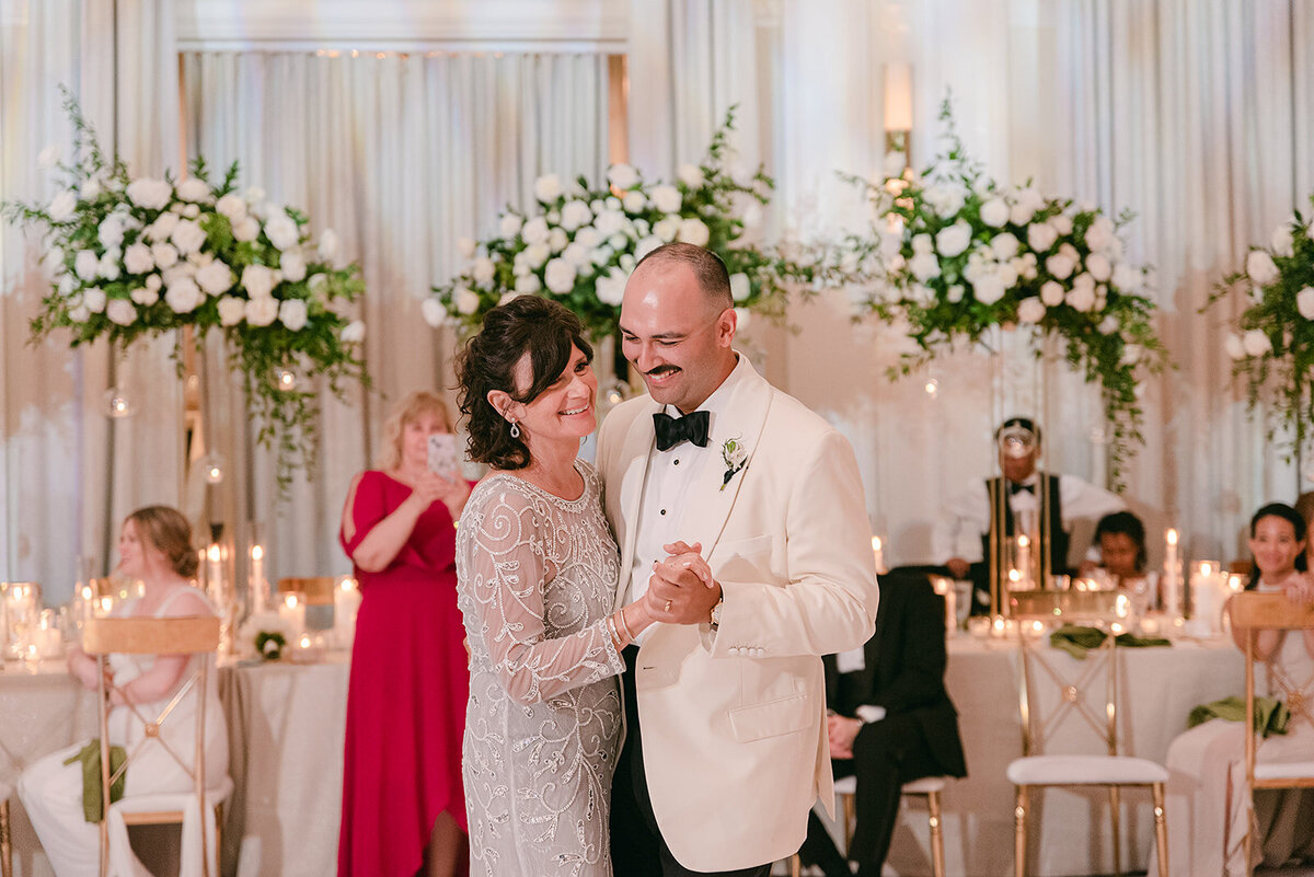 Vinoy Renaissance Hotel Wedding - Tampa Wedding Photographer 82