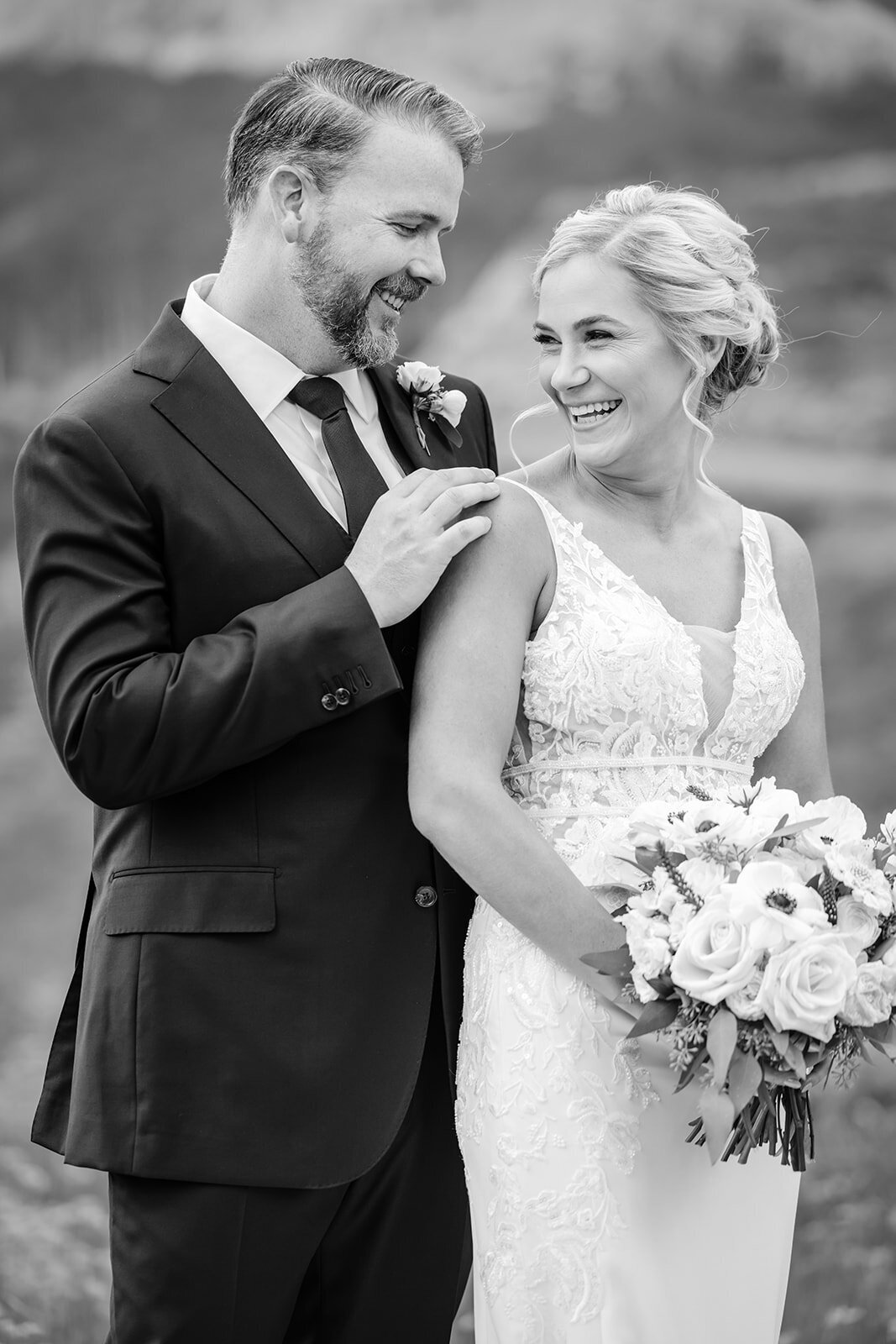 montage-deer-valley-summer-park-city-utah-wedding-logan-walker-425L-0409bw