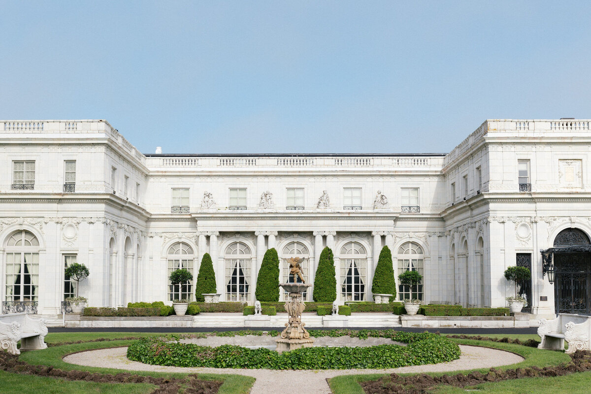 Spring Rosecliff Wedding-Halie Child Photography-15