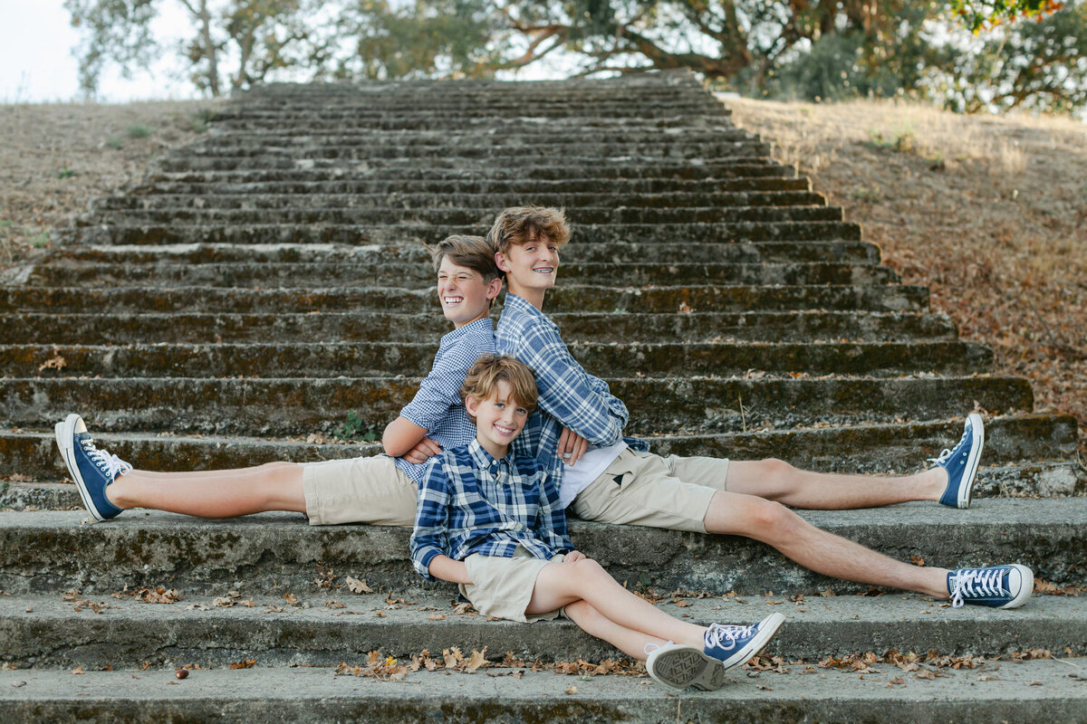 Gray_2023_091_retouched