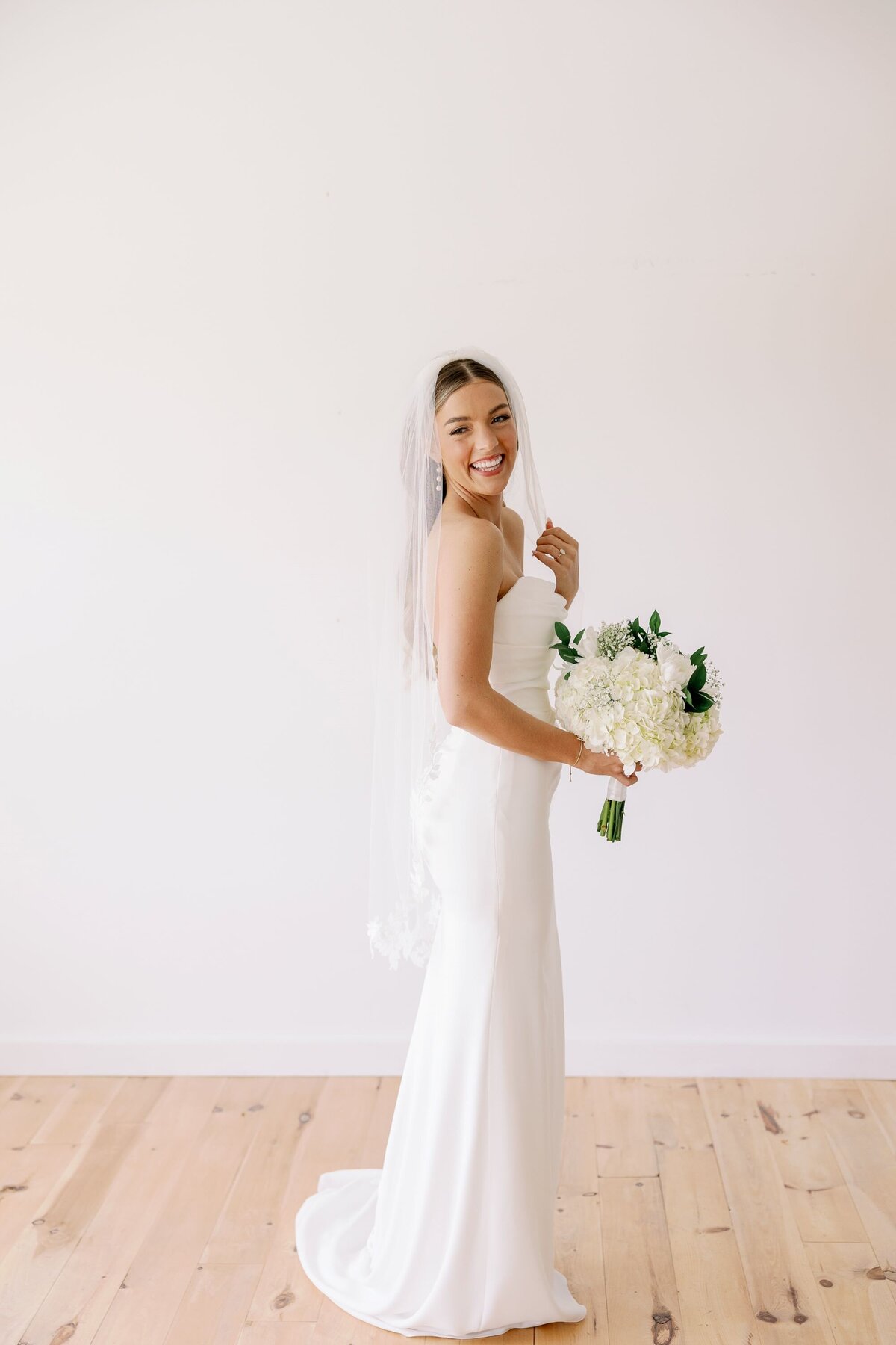 brittany-pannebaker-tampa-florida-destination-wedding-photographer-wedding-gracie-and-taelon-arkansas-86