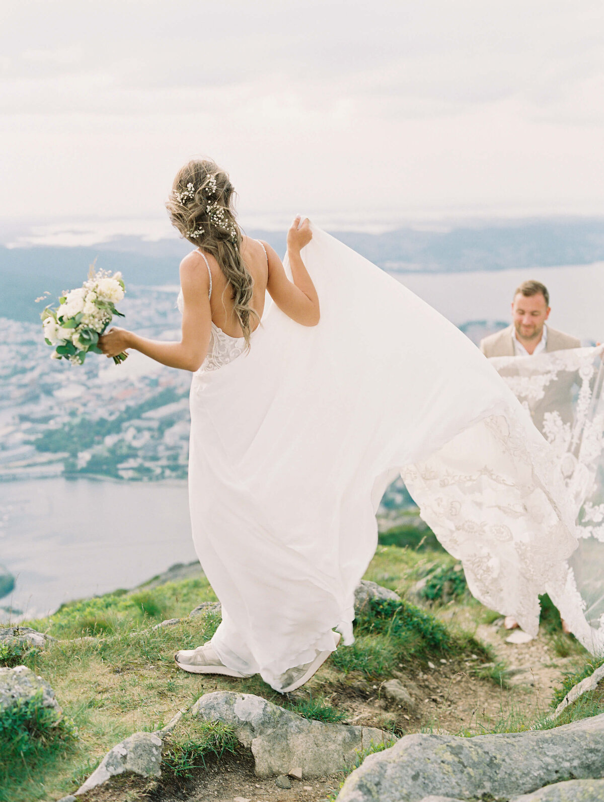 Lisa-Leanne-Photography_Bergen-Norway-Wedding_International-Wedding-Photographer_Destination-Wedding-Photographer_46