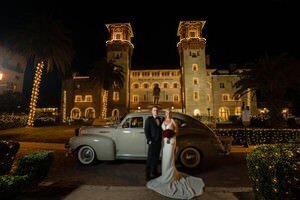 st-augustine-elopement-photographers-lightner-museum-vintage-car