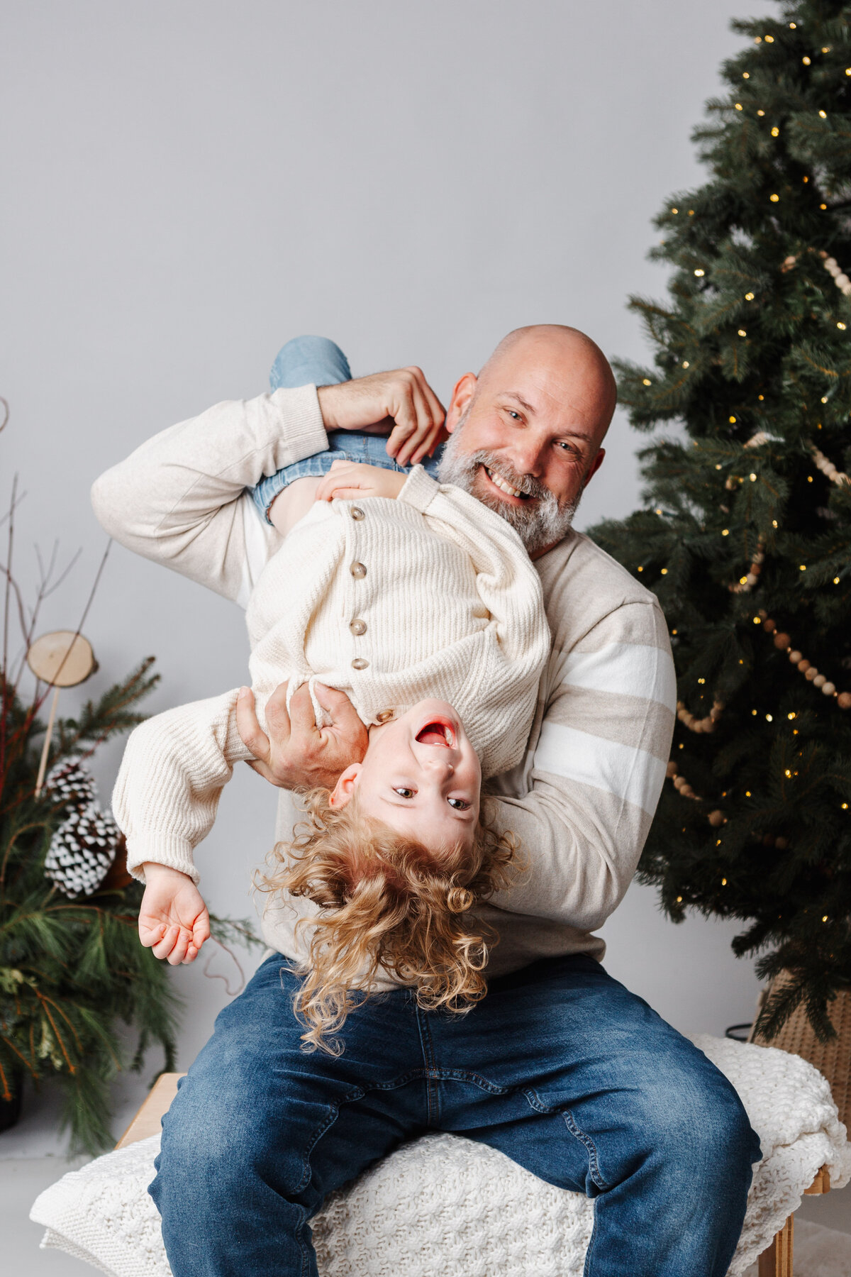 Christmas-mini-session-Chelsey-Kae-Photography-2025-5721