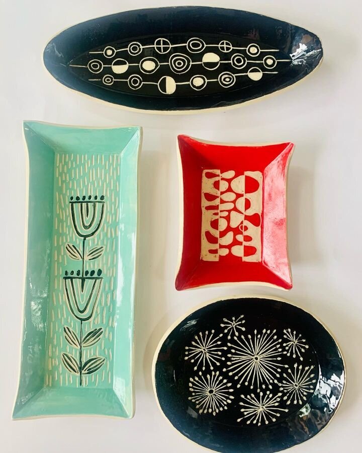 Ceramic class with different shaped bowls