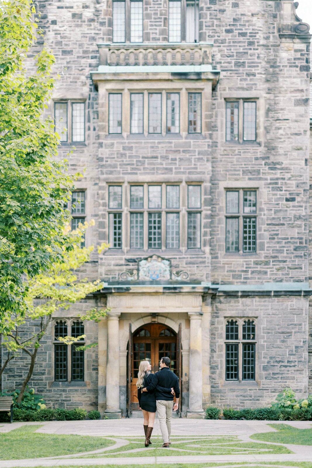 E12-Engagement-photoshoot-Trinity-College-Toronto-Jerilyn-and-Mitch-2024-10-11-2500px-1050