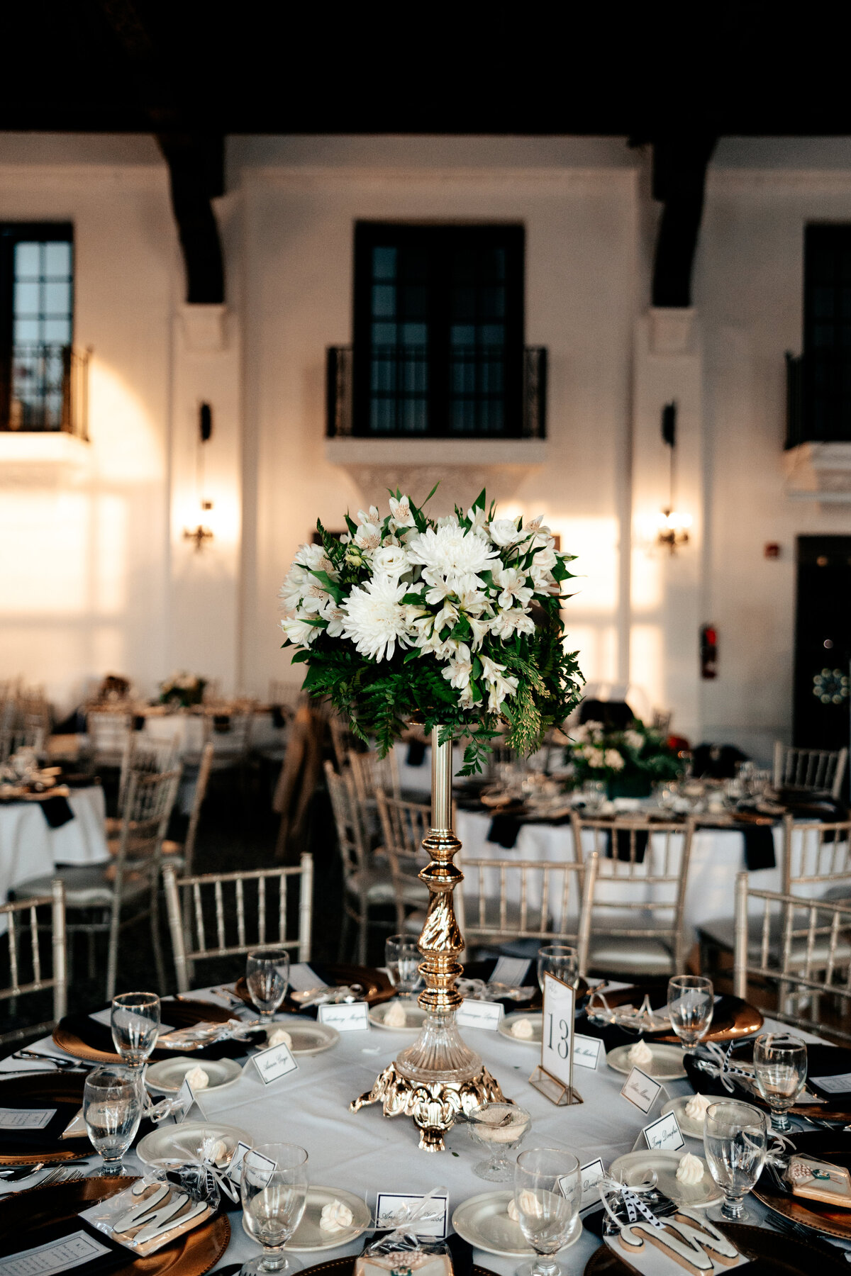 Details & Cocktail Hour 4