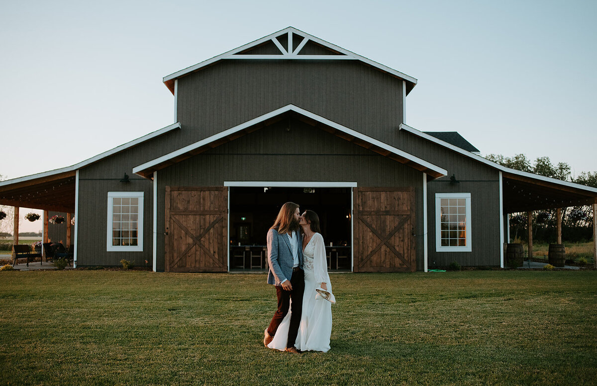 River Valley Wedding Venue Central Alberta Wedding Venue 48