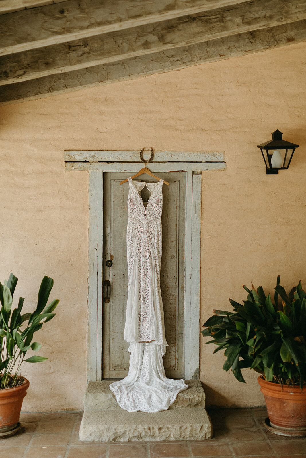 Dreamy-Outdoor-Wedding-Santa-Barbara-Historical-Museum-Megan-Rose-Events04