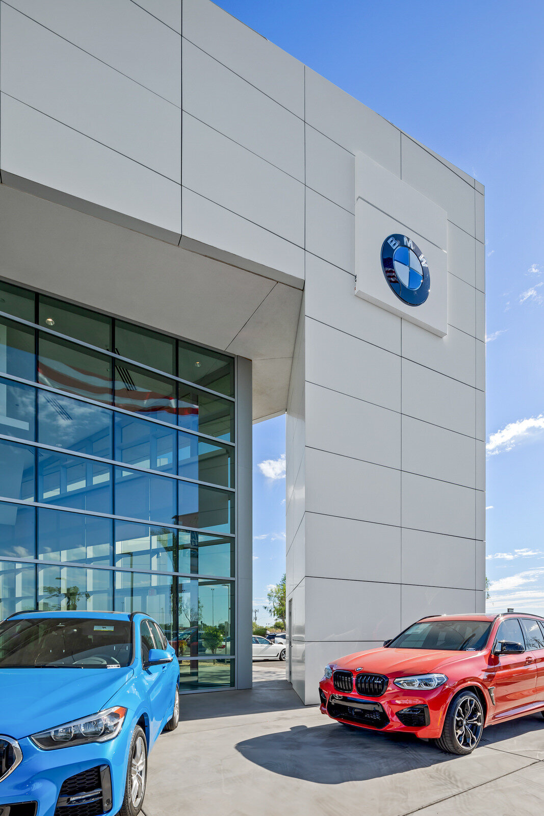 Car dealership photography9
