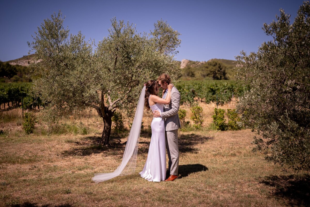 Mouries wedding provence photographer