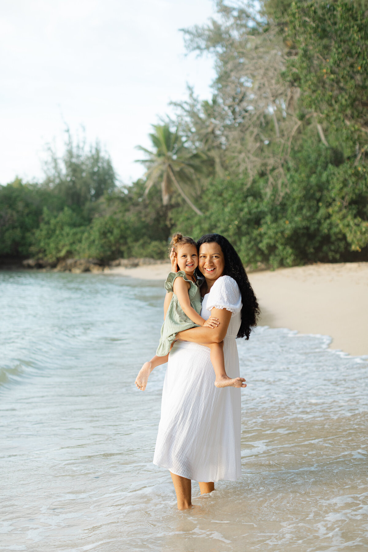 Michaela Scott Photography Laie Hawaii Family Photographer