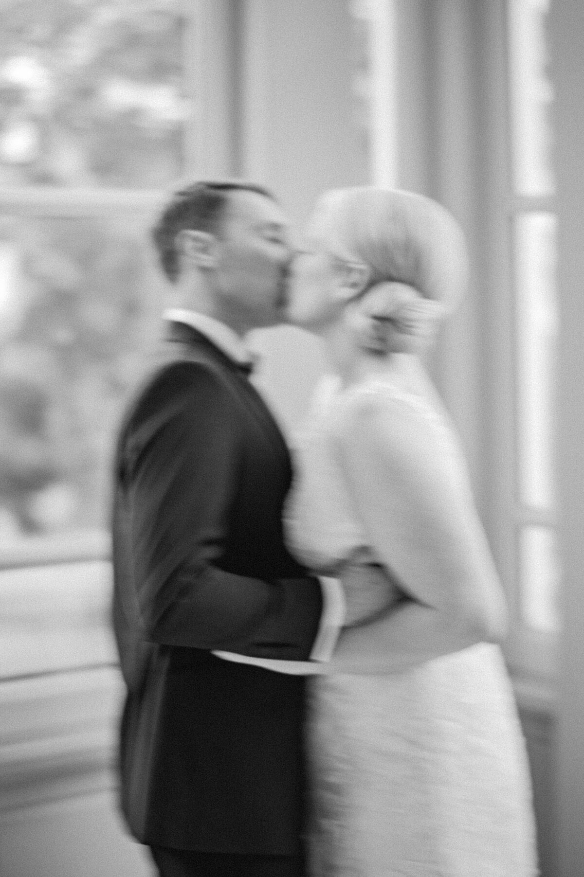 George-Peabody-Library-Baltimore-Wedding-Photographer-Lauren-R-Swann-photo