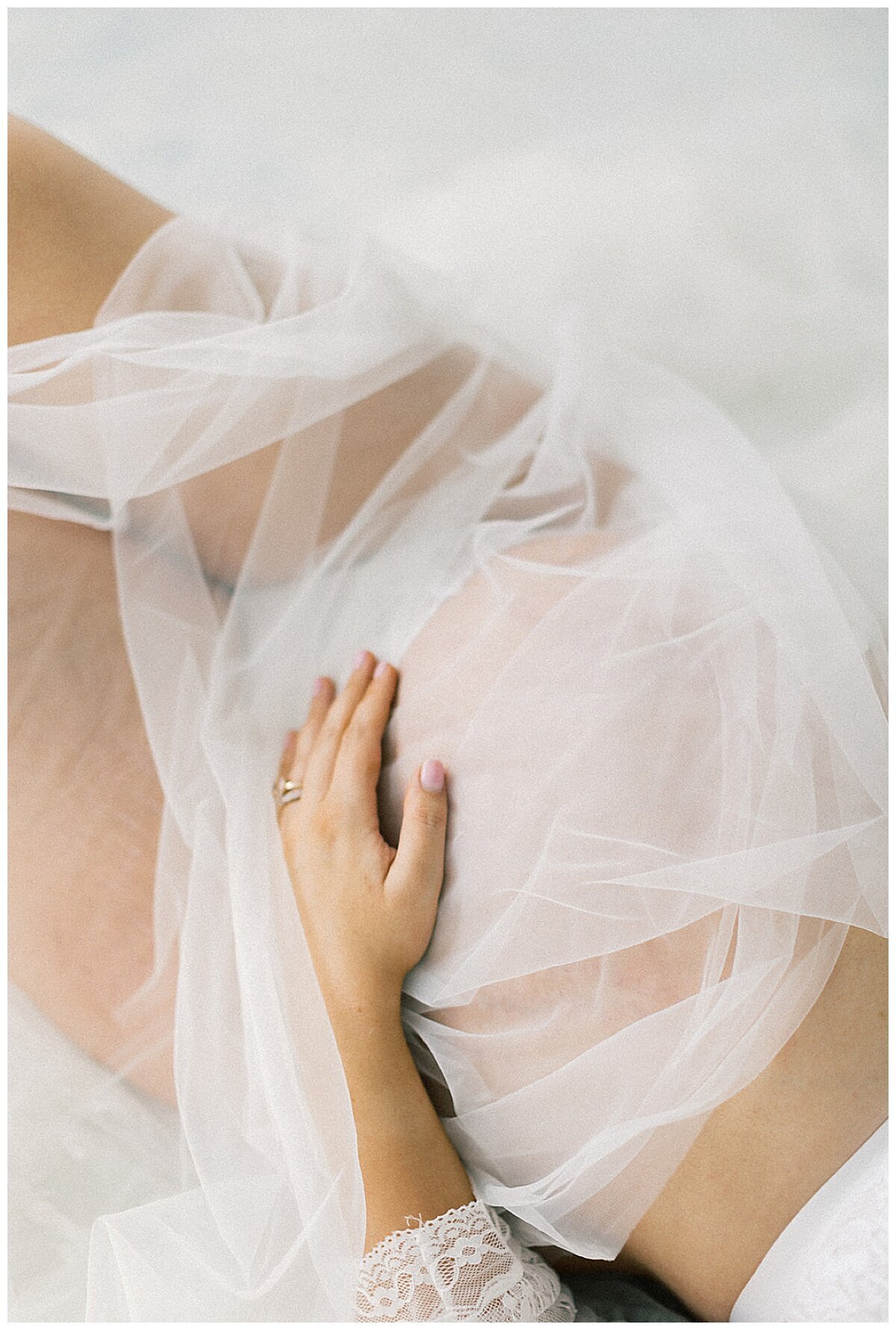 Crystal Leffel Photography Maternity Newborn Family Motherhood Destination Photographer Denver Colorado Timeless Light Airy  Film Photographer_0010