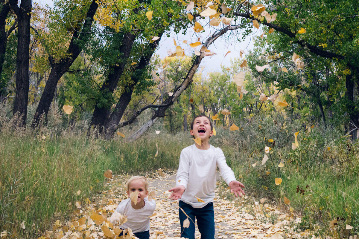 LylyNoblePhotography.Whitacre FamilyPhotos.cherrycreekstatepark.colorado-12