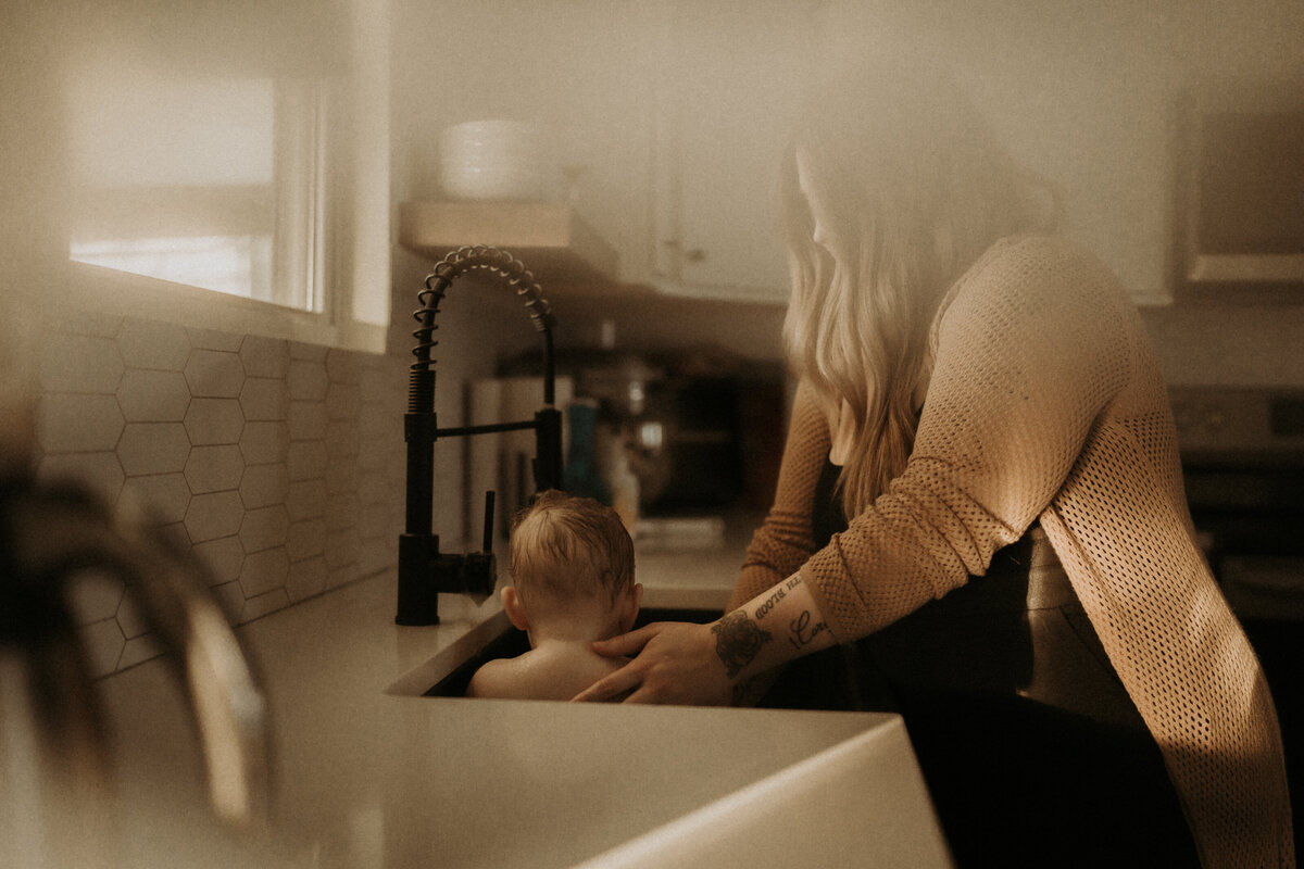 cincinnati-newborn-photographer-bath52