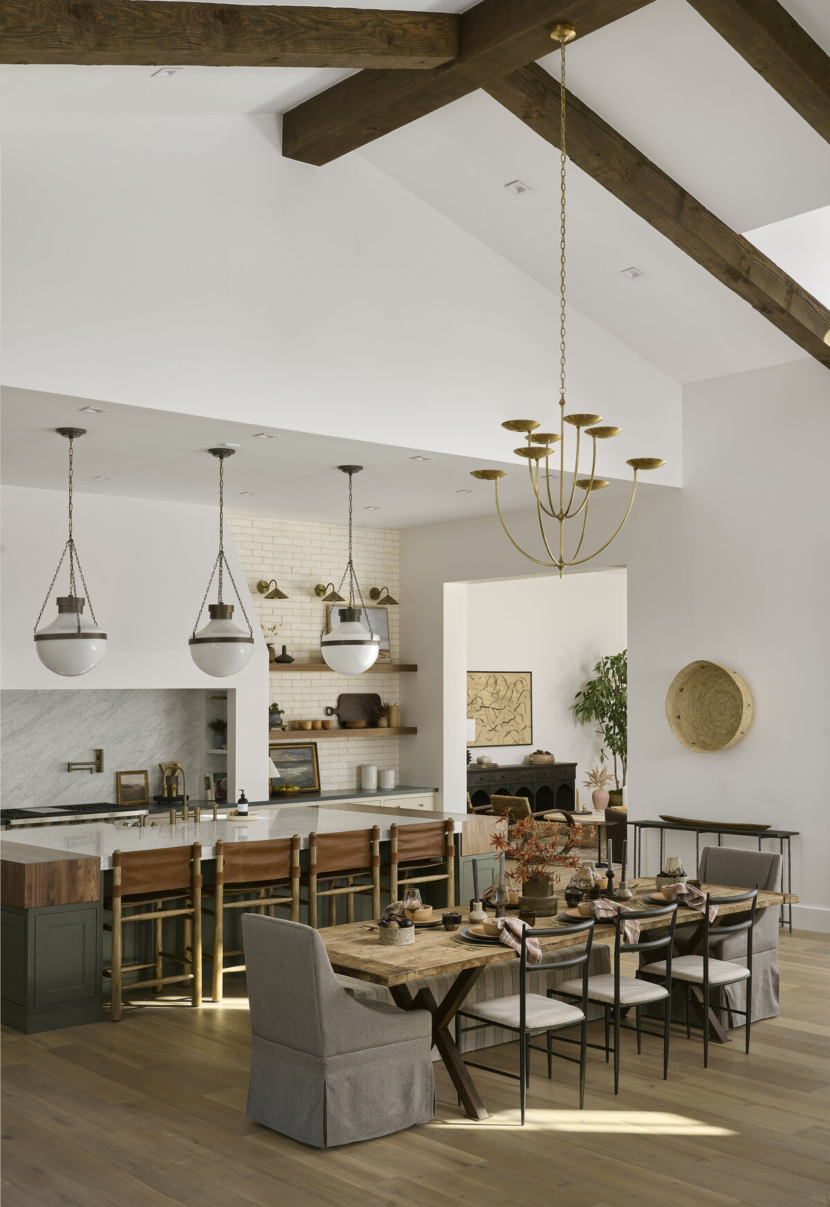 diningkitchenoverview