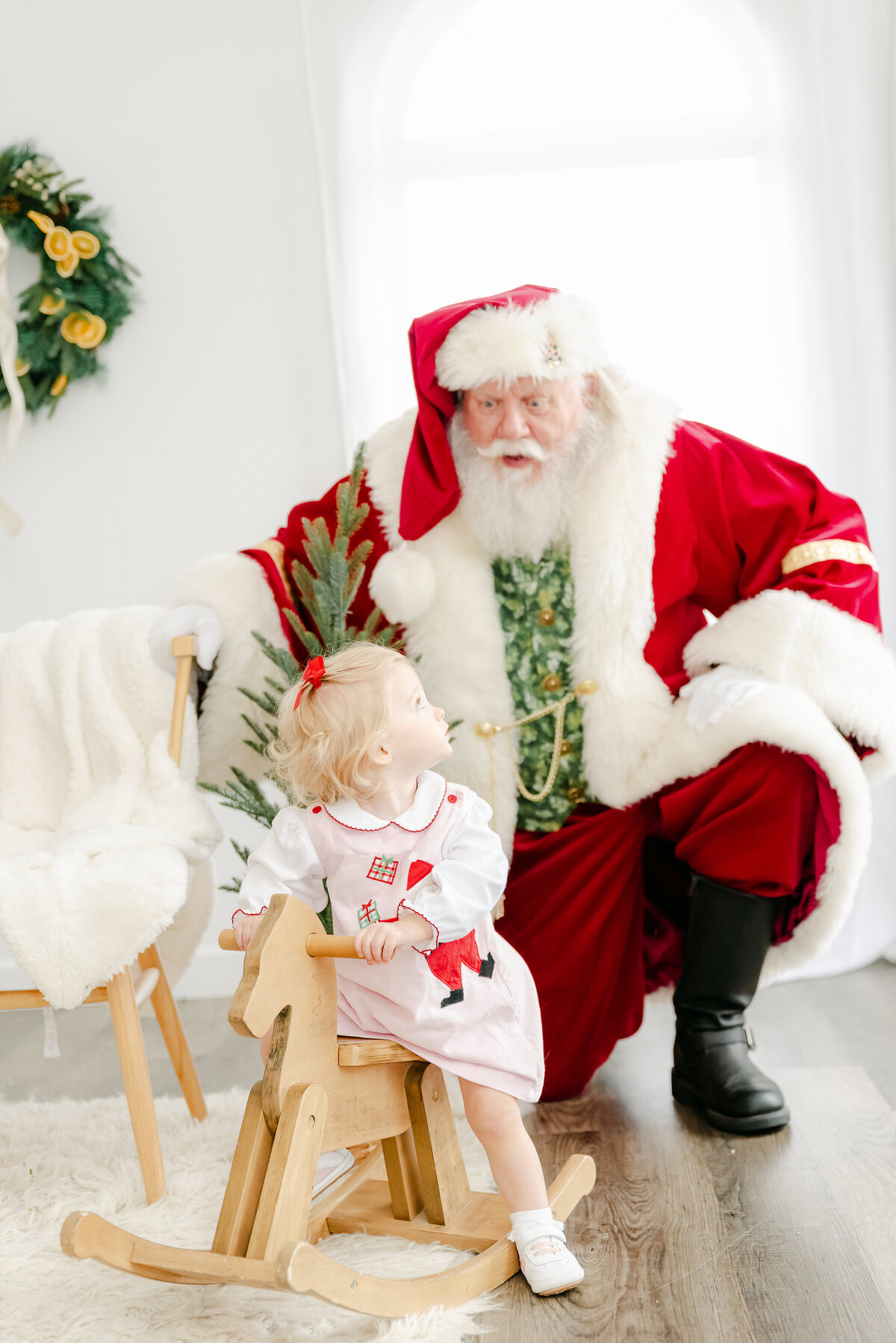 PJ_Photography_Santa23_Skole,Madison-15