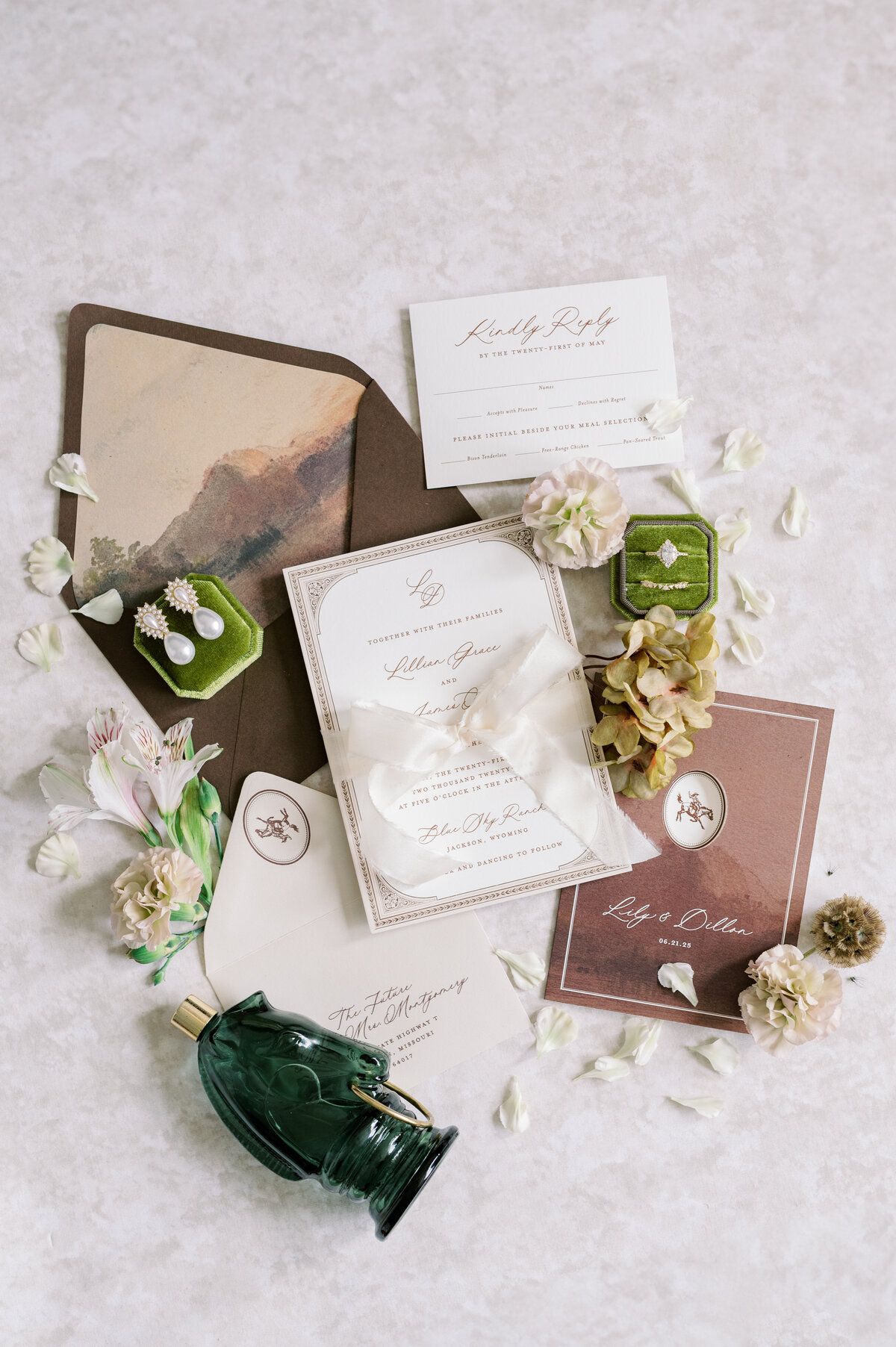 250329 Hannah Degnan Flatlay Annie Lui Photography-33