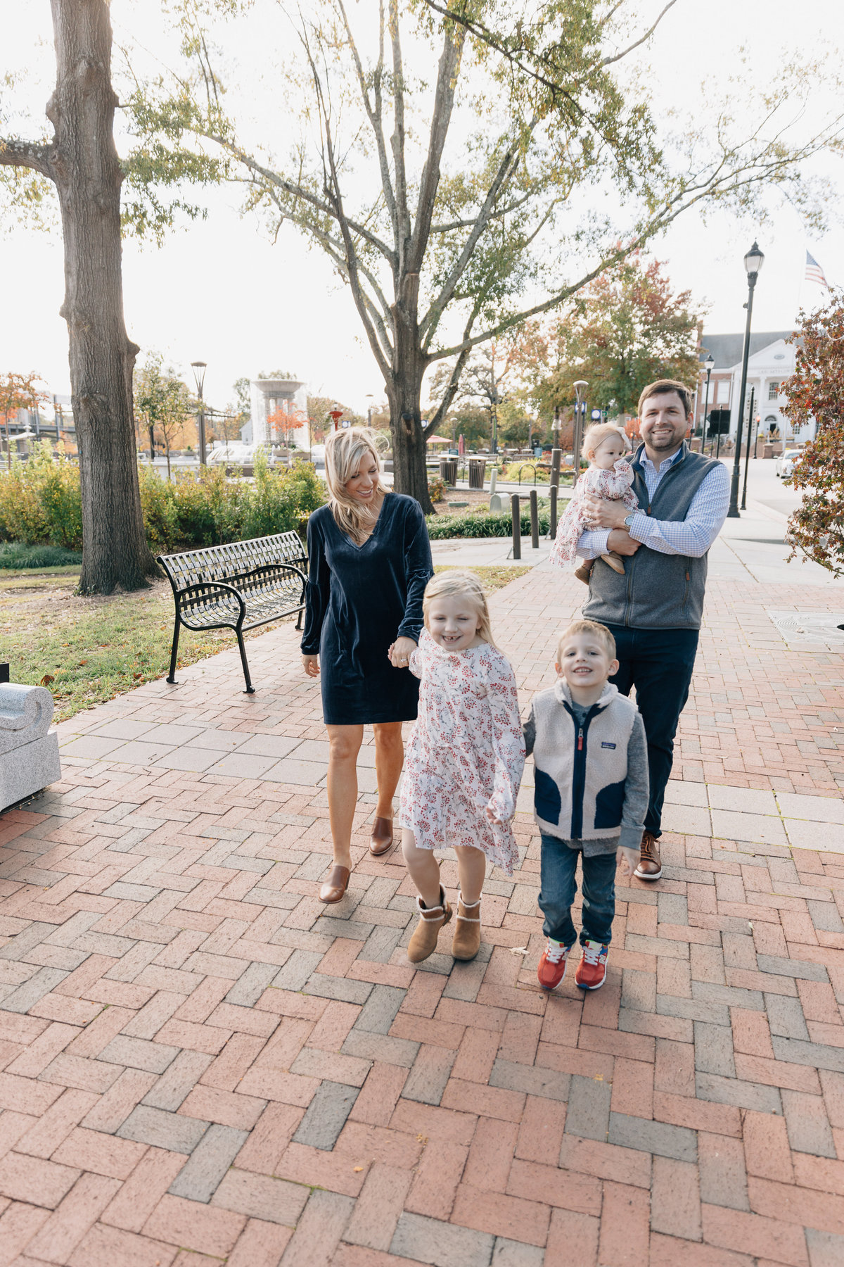 family-photos-in-downtown-cary-NC-4818