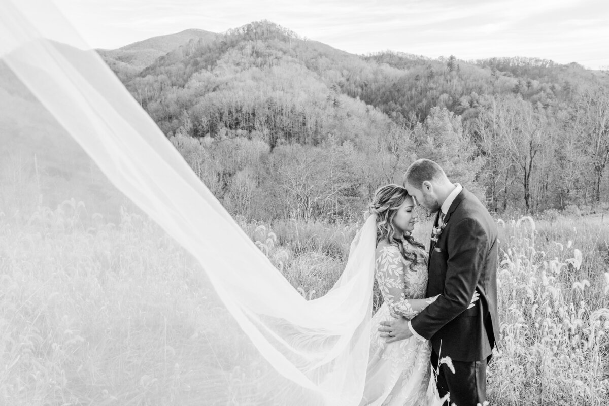 Allison and Craig - Elly_s Favorites-67