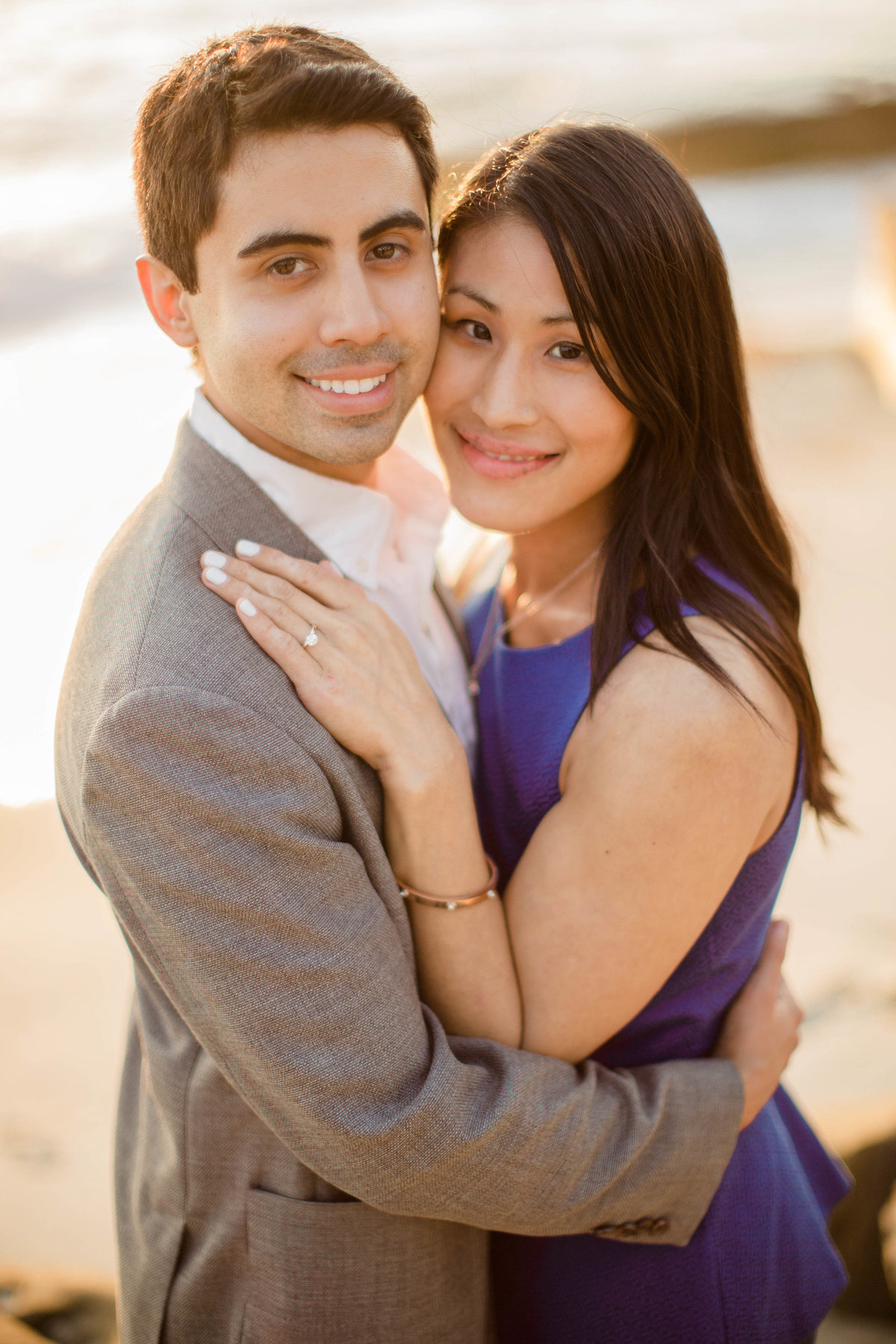 babsie-ly-photography-surprise-proposal-photographer-san-diego-california-la-jolla-windansea-beach-scenery-asian-couple-003