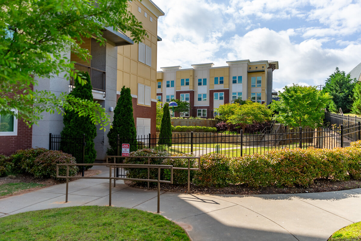 042924ATLGranite Crossing-34