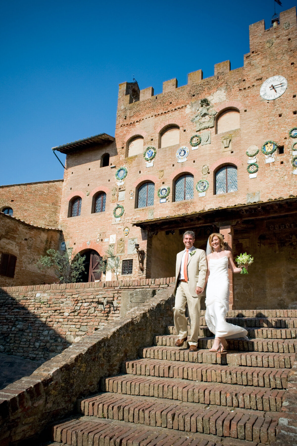 Italy-destination-wedding-photographer-Tuscany.-1