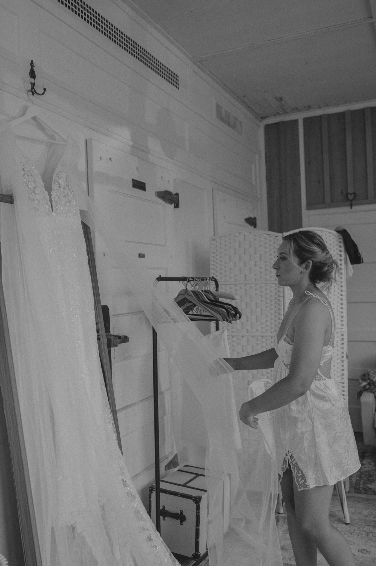 Mckenzie-River-Wedding-Photos-12